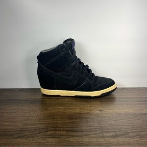 Nike wedge sneakers size 10 Clearance